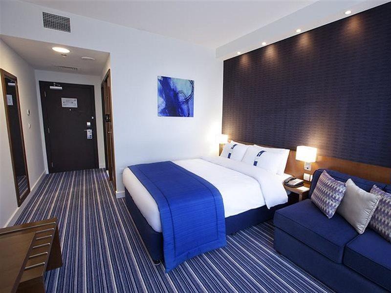 Holiday Bahrain Hotel Al-Manamah Bagian luar foto