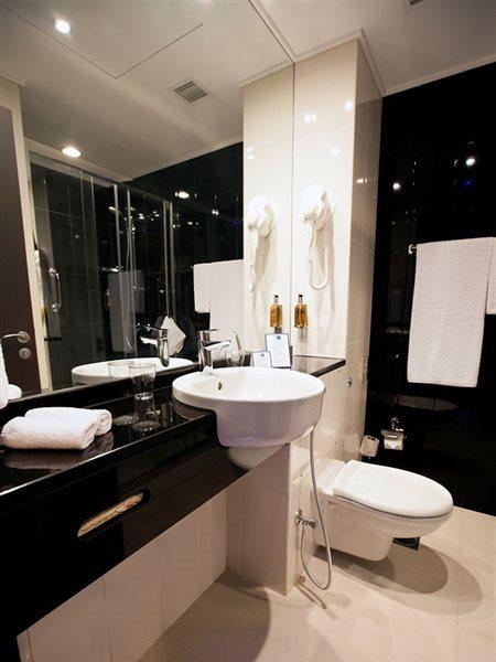 Holiday Bahrain Hotel Al-Manamah Bagian luar foto