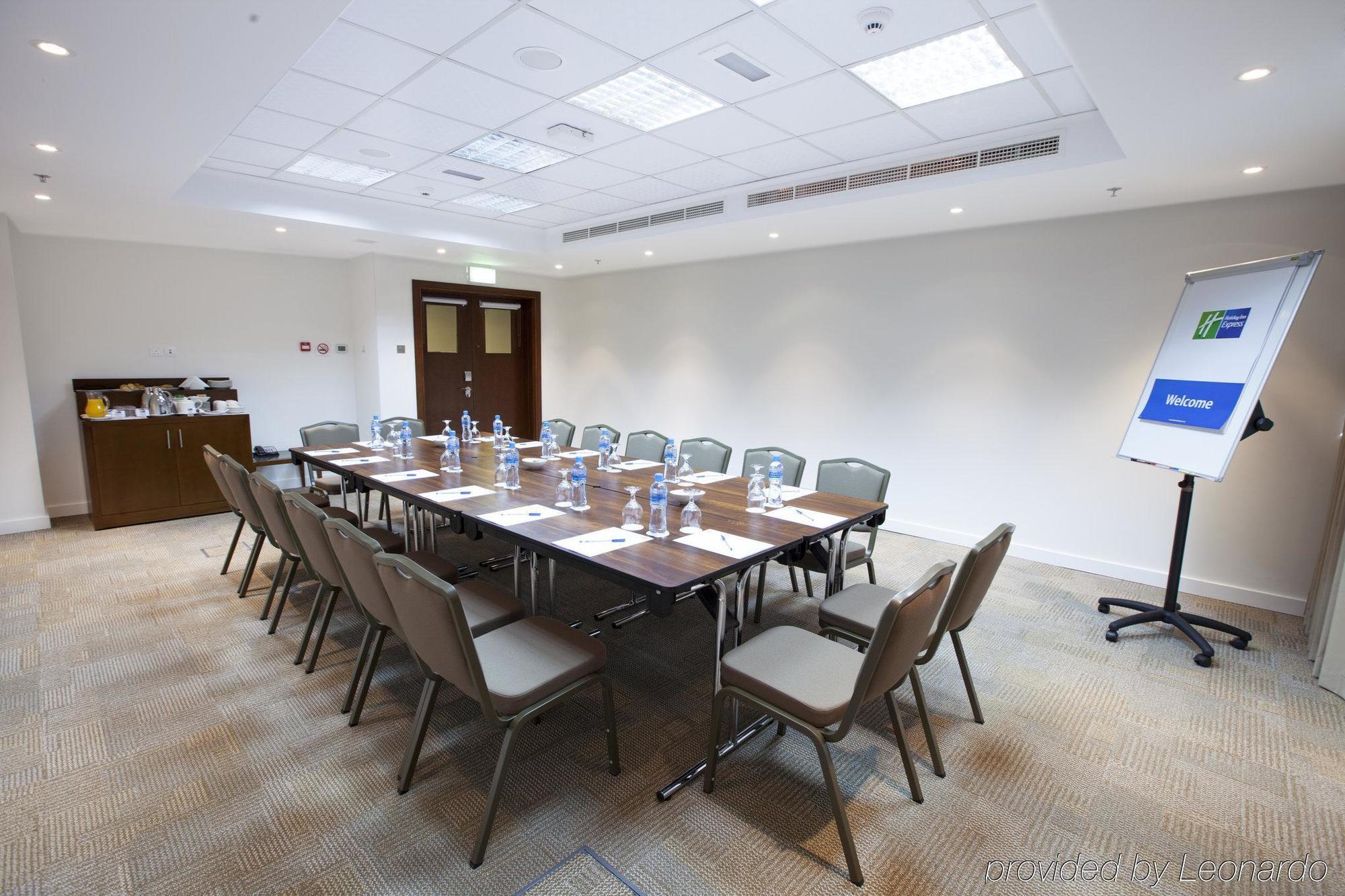 Holiday Bahrain Hotel Al-Manamah Bagian luar foto