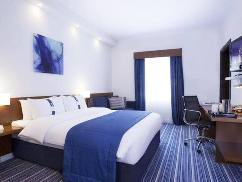 Holiday Bahrain Hotel Al-Manamah Bagian luar foto