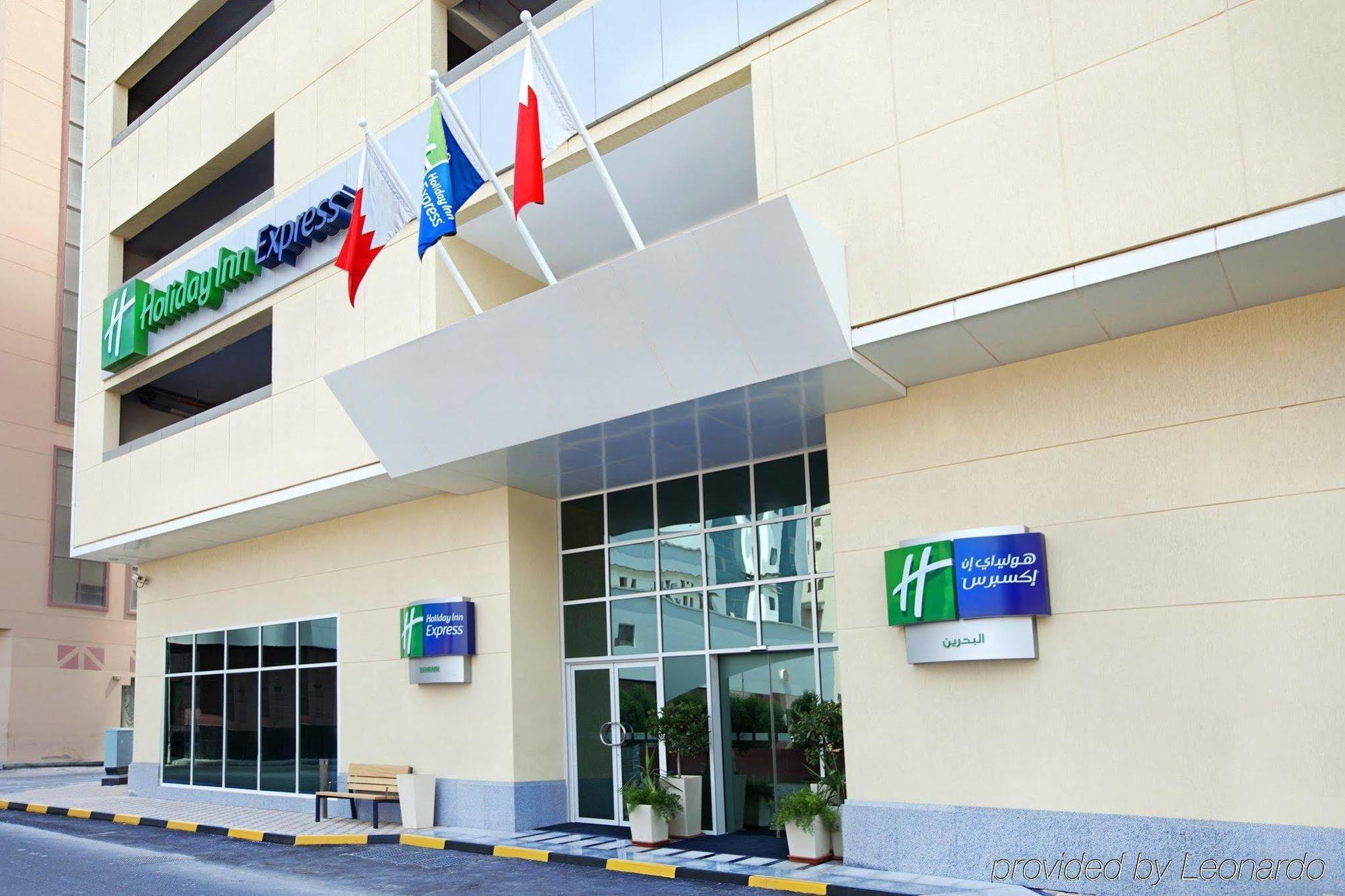 Holiday Bahrain Hotel Al-Manamah Bagian luar foto