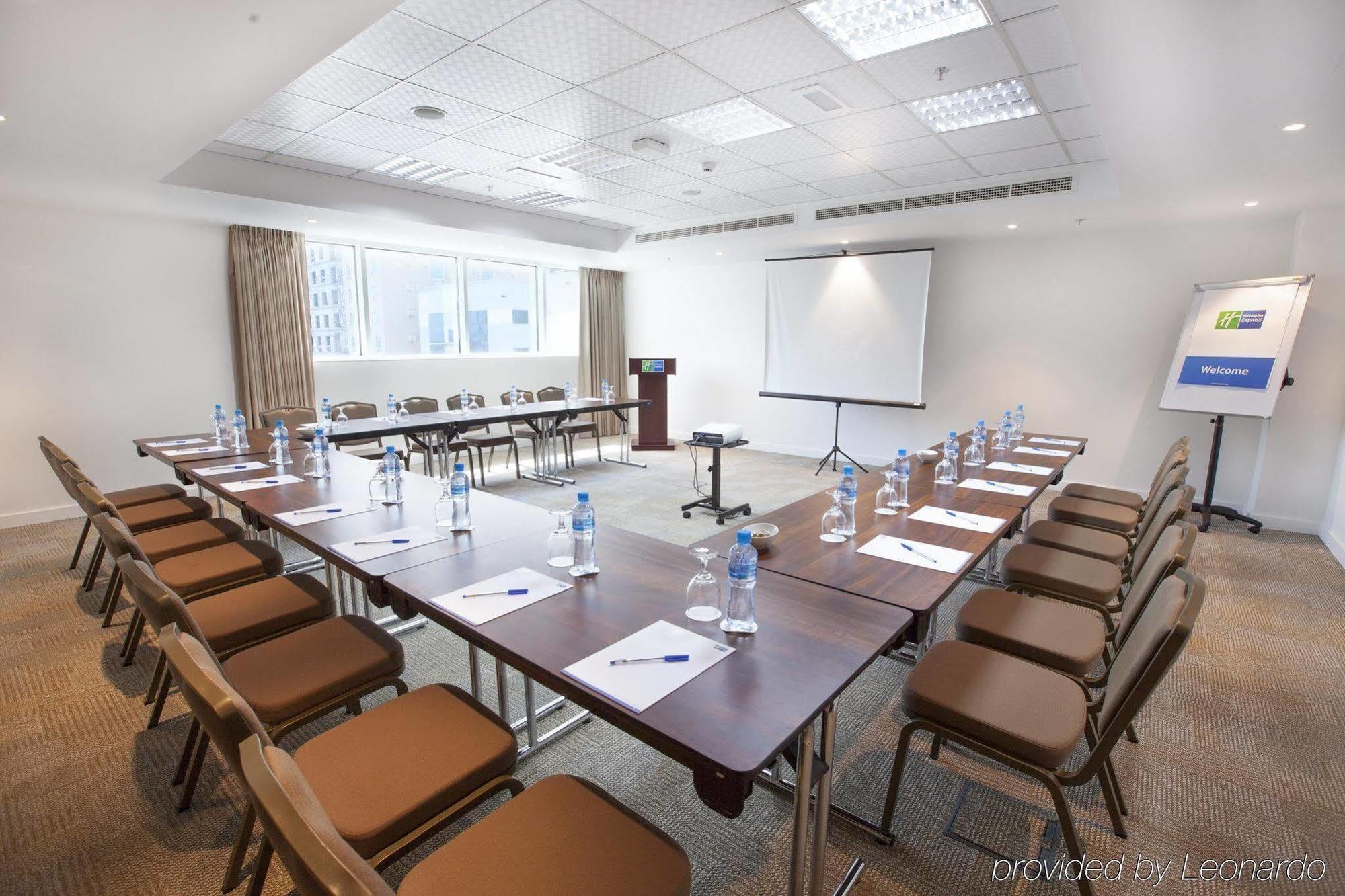Holiday Bahrain Hotel Al-Manamah Bagian luar foto