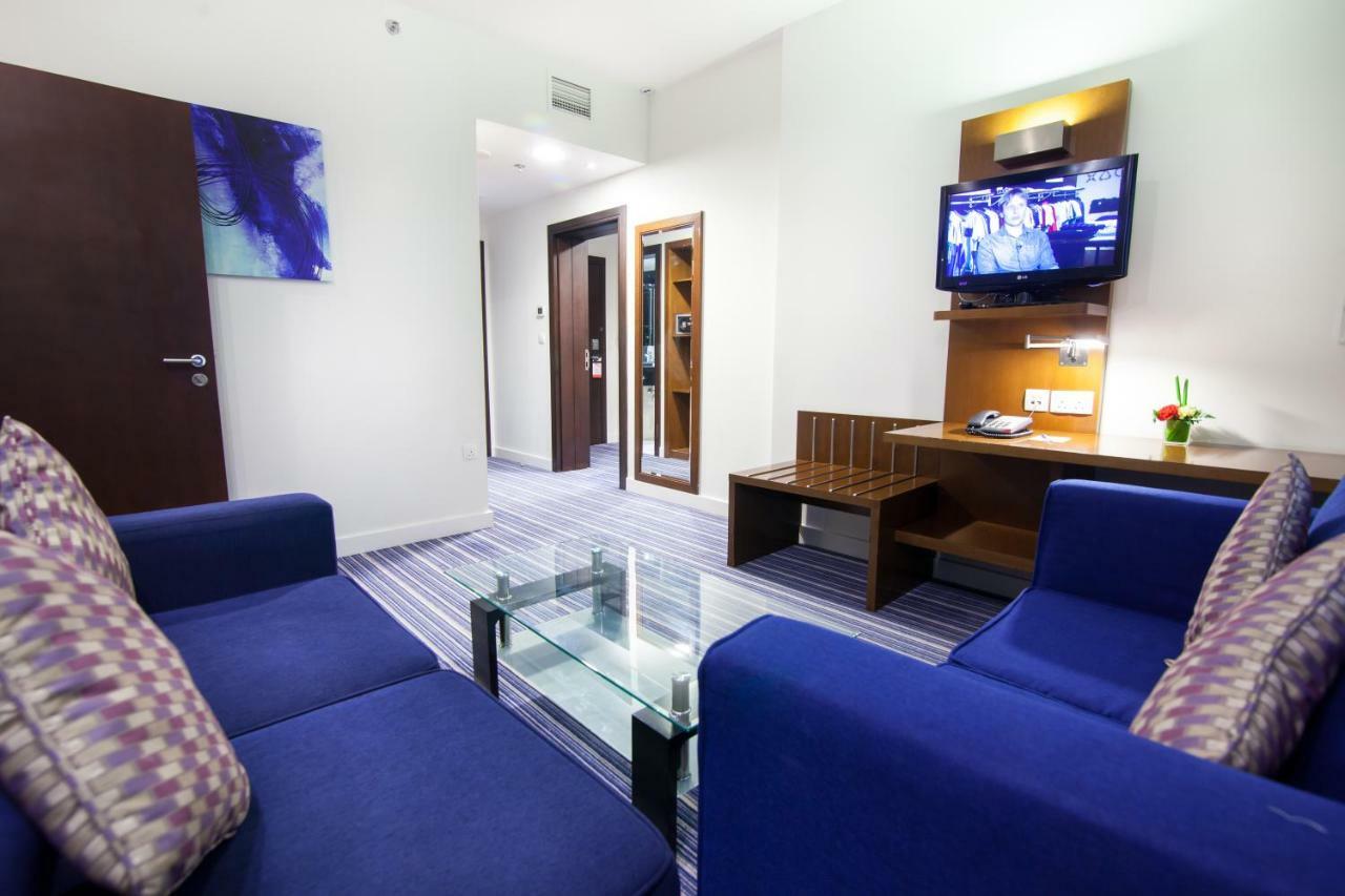 Holiday Bahrain Hotel Al-Manamah Bagian luar foto